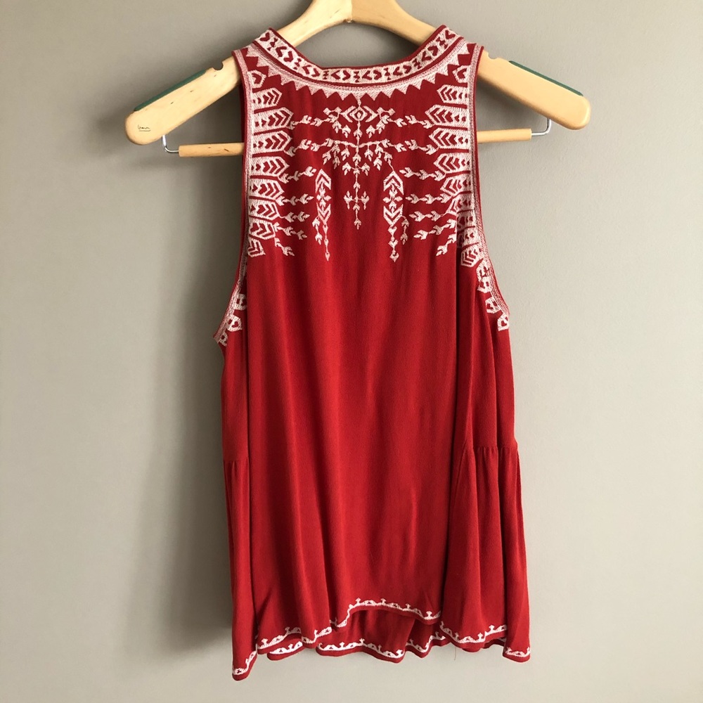 THML Ruby Tank Embroidered Keyhole M Red - Picture 6 of 15